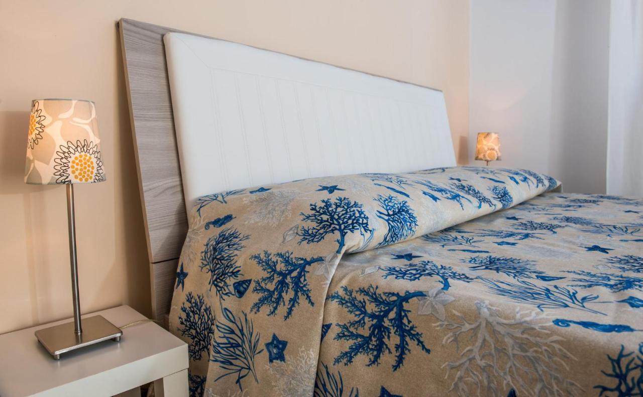 Bed and Breakfast La Castellese Ачи Костелло Экстерьер фото