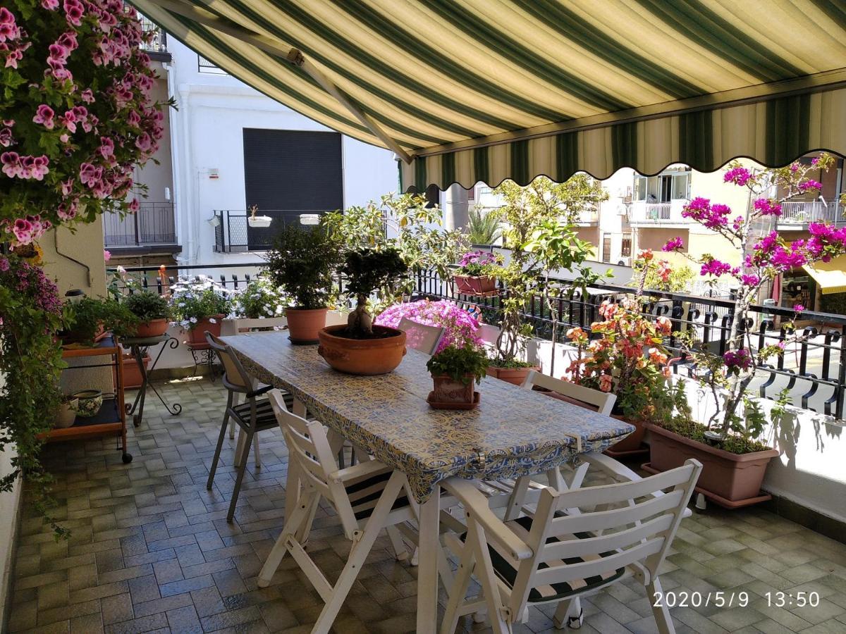 Bed and Breakfast La Castellese Ачи Костелло Экстерьер фото