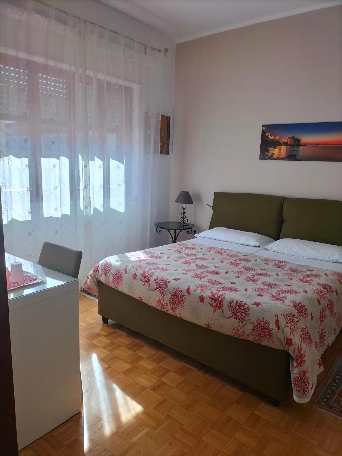 Bed and Breakfast La Castellese Ачи Костелло Экстерьер фото